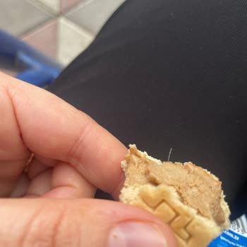 Algida Nugger'da Şaşırtan Yabancı Madde!