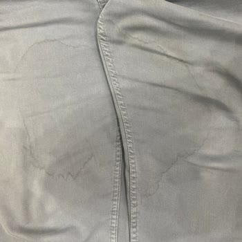 Lufian Aldığım Pantolonda Yıkadıktan Sonra Çok Büyük İki Tane Leke Oluştu