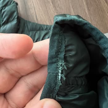 Lacoste Defolu Ürün Sattı Ve İade Veya Değişim Yapmıyor.