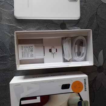 Güreller Elektronik Bozuk Telefon Gönderdiler