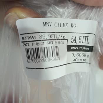 Biçen Market Ürünün Üzerindeki Etiket Fiyatıyla Terazideki Etiket Fiyatının Farkı