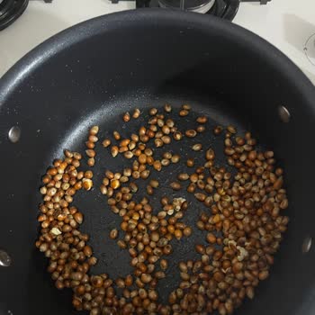 Anadolu Mutfağı Patlamayan Mısır Yapmışlar.