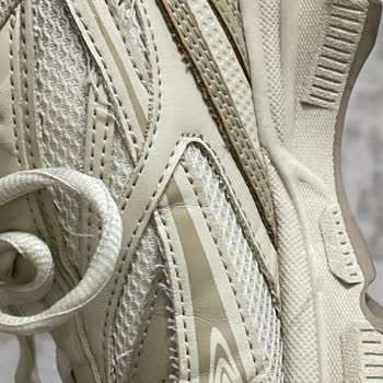 Pull & Bear Ayakkabımın 3 Ayda İplerinin Çıkması