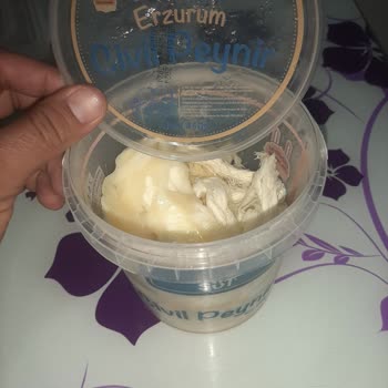 Şok Marketler'den Alınan Karsüt Peynir Bizi Zehirleyecekti