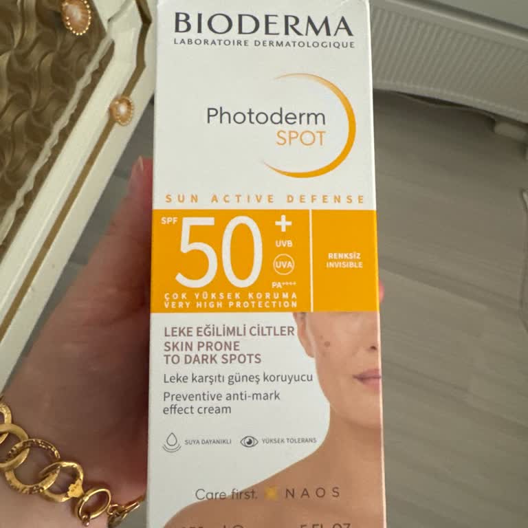 Bioderma Güneş Kremi Sivilce Ve Yağlanma Yaptı