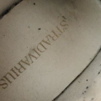 Stradivarius Hediye Ayakkabının İlk Kullanımda Arka Kısmının Çökmesi