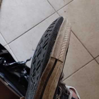 Converse Orijinal Yerine Sahte Mi Alsaydım?