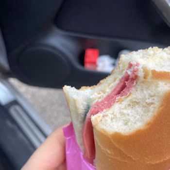 TotalEnergies İstasyonları Küflü Yiyecek Satılması