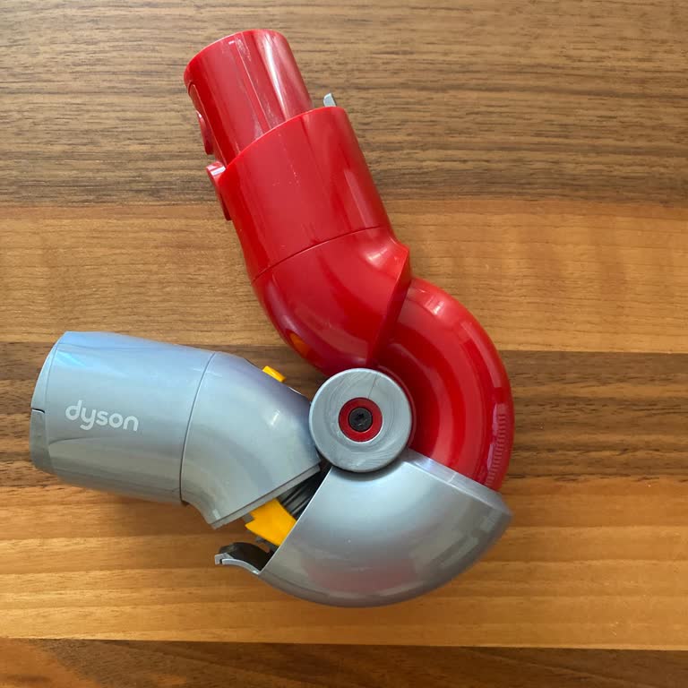 Dyson Koltuk Altı Adaptörü