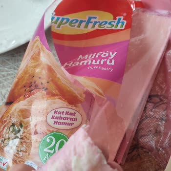 Superfresh Milföy Hamurunun İçinden Plastik Naylon Parçası Çıktı