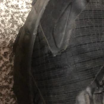 Salomon Ayakkabıda Beklenmedik Açılma