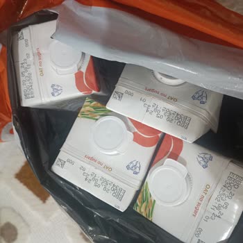 Satıcı Hepsiburada, Tarihi Geçmek Üzere Olan Sütleri Satıyor.