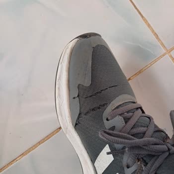 Jump Ayakkabı Kalitesizliği 1 Haftada Geldiği Durum