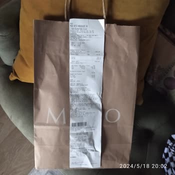 Mudo Kağıt Çantayı Küçük Poşet Diye 5,00 TL Den Satıyor.