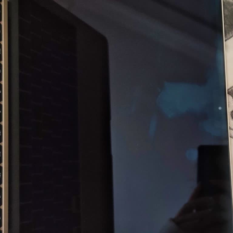 Vatan Bilgisayar Edirne Erasta Şubesi Macbook Air M2 Defolu Ürün