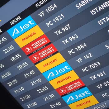 Pegasus Rötar Yapması Sonucu Havaalanında Bekletmesi