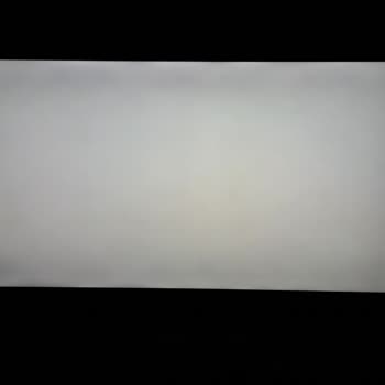 Beko B65 Q 990 A TV Işık Sızması Ve Bulutlanma Hatası