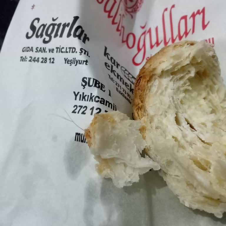 Fırın İzmir Kıl Çıktı Şikayet