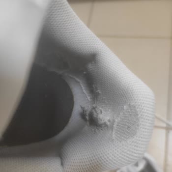 Adidas Ayakkabım 2 Ay İçinde Eskidi Ve Değişim Yapmadılar