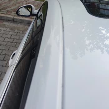 Opel Insignia'nın Garanti Kapsamındaki Boya Ve Pas Problemleri