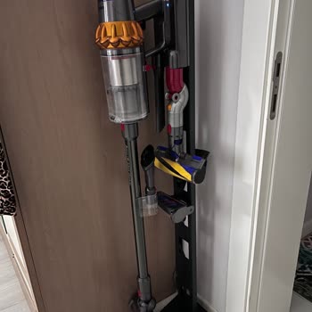 Dyson V15 20/09/2023 Den Beri Stoklara Gelmeyen SV22 Motorhead Başlık