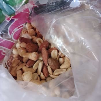 Tatbak Gıda Kuruyemişten Taş Çıktı