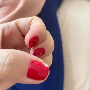 Eylül Öztürk Nail Spa Manikür Ve Kalıcı Oje Şikayeti