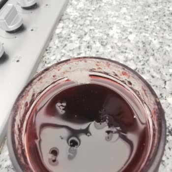 Şok Market Bol Tane Reçel Küf