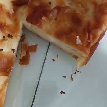 Gimsa Börekten Tel Çıktı