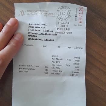 Armine Sultanbeyli Mağazasının Ücret İadesini Uzun Süre Bekletmesi