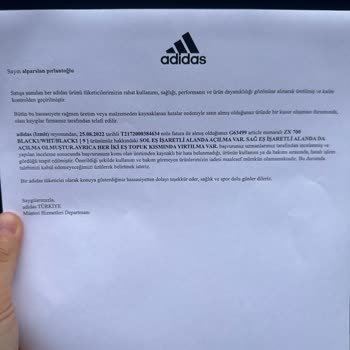 Adidas Spor Ayakkabı Yırtıldı