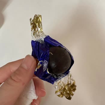 Kahve Dünyası Lavi Çikolatasından Kurt Çıktı