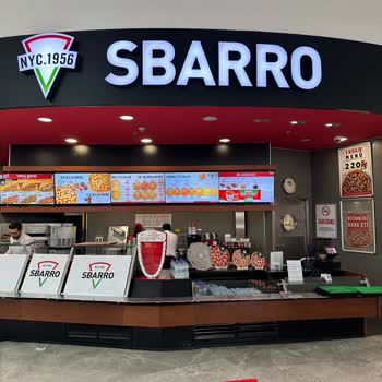 Sbarro Ürün Görseli İle Verilen Pizza Aynı Değil