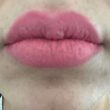 Note Cosmetics Note Ruj Pişmanlığı Ve BB Krem Yarımdan Az