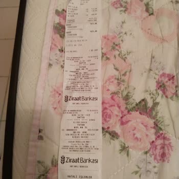 Meydan Köfte & Çorba Meydan Köfte Fazla Ücret Alıyor