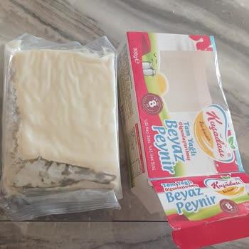 A101 Küflü Peynir Satıyor