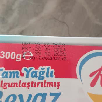 A101 Küflü Peynir Satıyor