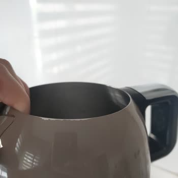 Korkmaz Demiks'in Boyası Soyuluyor