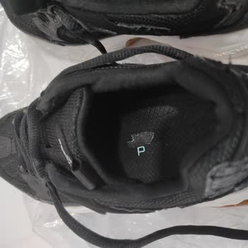 Skechers Ürünün Arkasında Durmuyor!