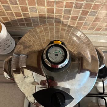 AMC Düdüklü Tencere Kısık Ateşte Islık Sesi Çıkarıyor!