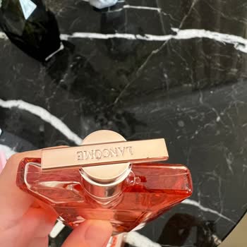 Kağan Parfümeri Gelen Parfümden Şüpheliyim