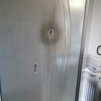 Arçelik 574561 İnoks Model Buzdolabı