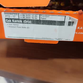 Little Caesars Pizza Hijyene Uygun Değil