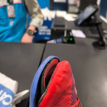 Decathlon Futbol Ayakkabısı 1 Ayda Tabanı Çıktı