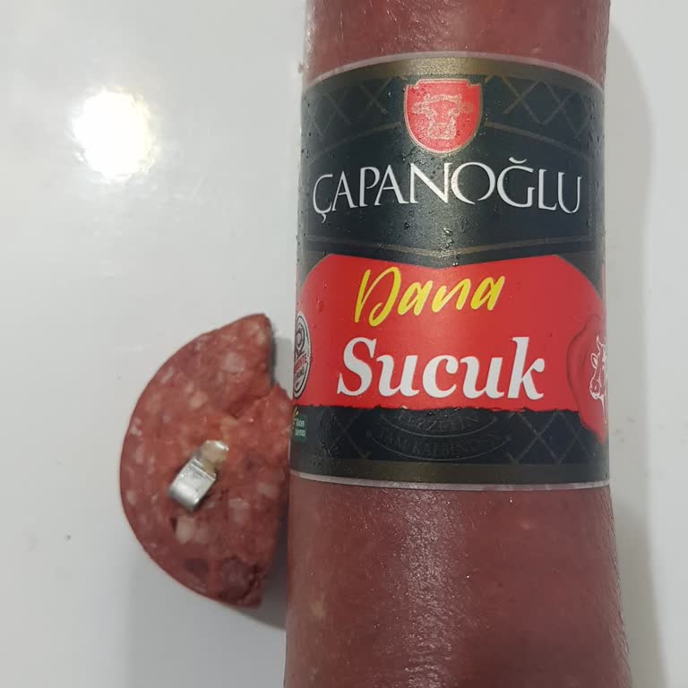 Hakmar Gıda Sucuktan Metal Çıktı