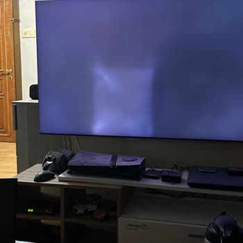 Samsung Neo QLED 8K QN900B Panel Arızası