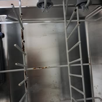 Arçelik Bulaşık Makinesinin Kalitesiz Sepeti