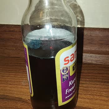 Sarıkız Maden Suyu Frenk Üzümlü Karaburun Aldık Küflenmiş Çıktı