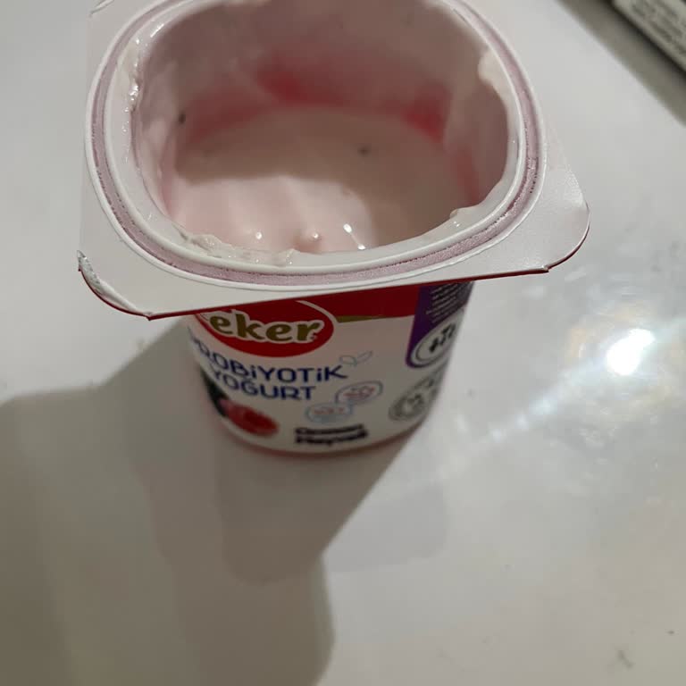Eker Meyveli Yoğurt