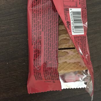 Eti Gıda Eti Hoşbeş Gofret Yarısı Eksik Üretilmiş